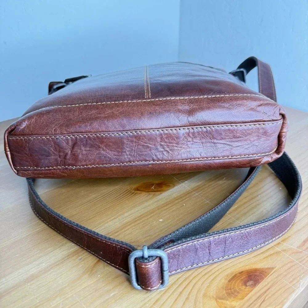 JACK GEORGES Voyager Brown Leather Crossbody Bag
